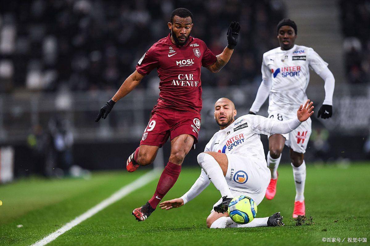 亚眠队在主场比赛中不敌对手,寻求改善的简单介绍 亚眠队在主场比赛中不敌对手,寻求改善的简单介绍