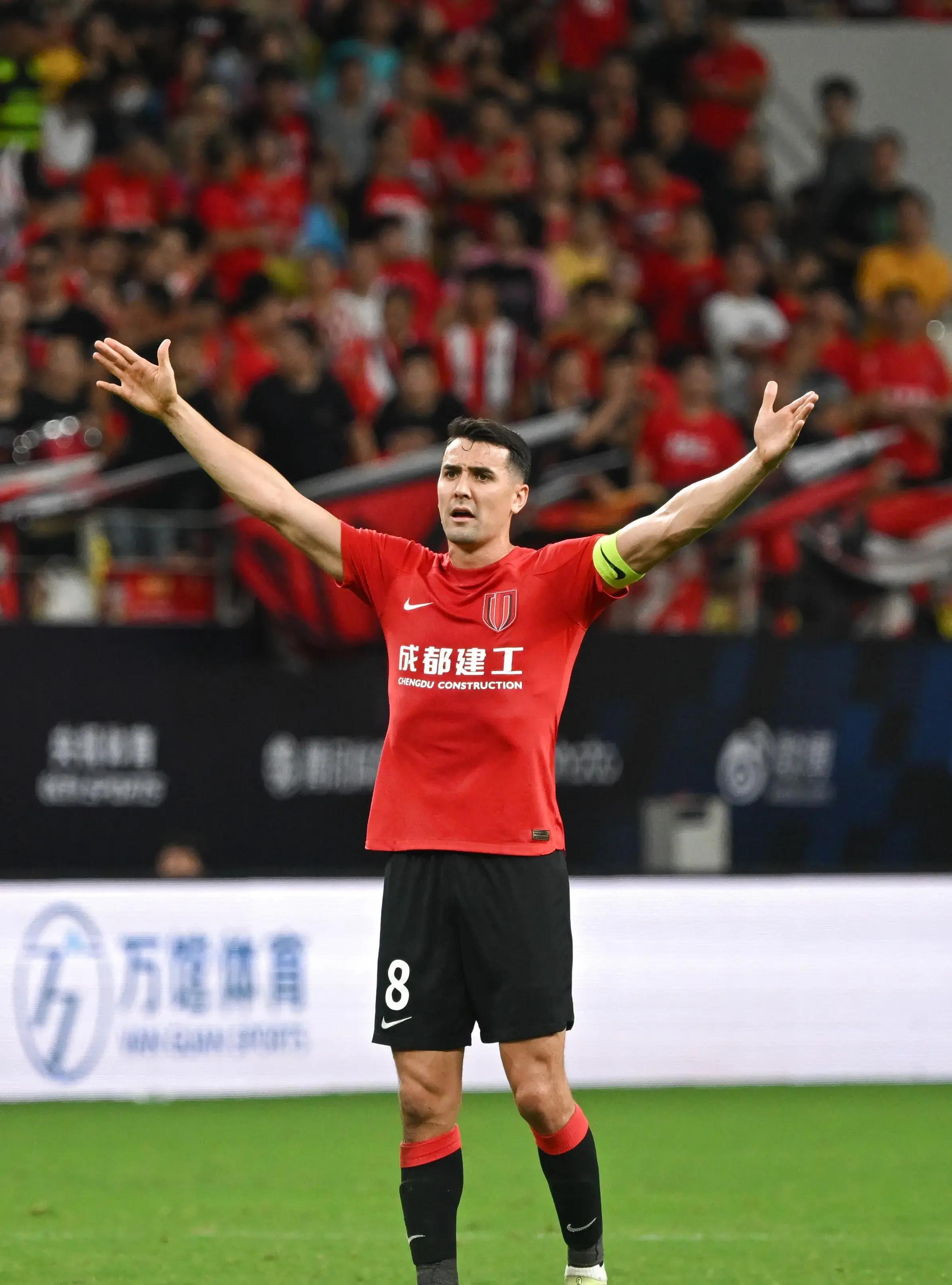 关于波黑队主力前锋状态火爆，取得连胜的信息