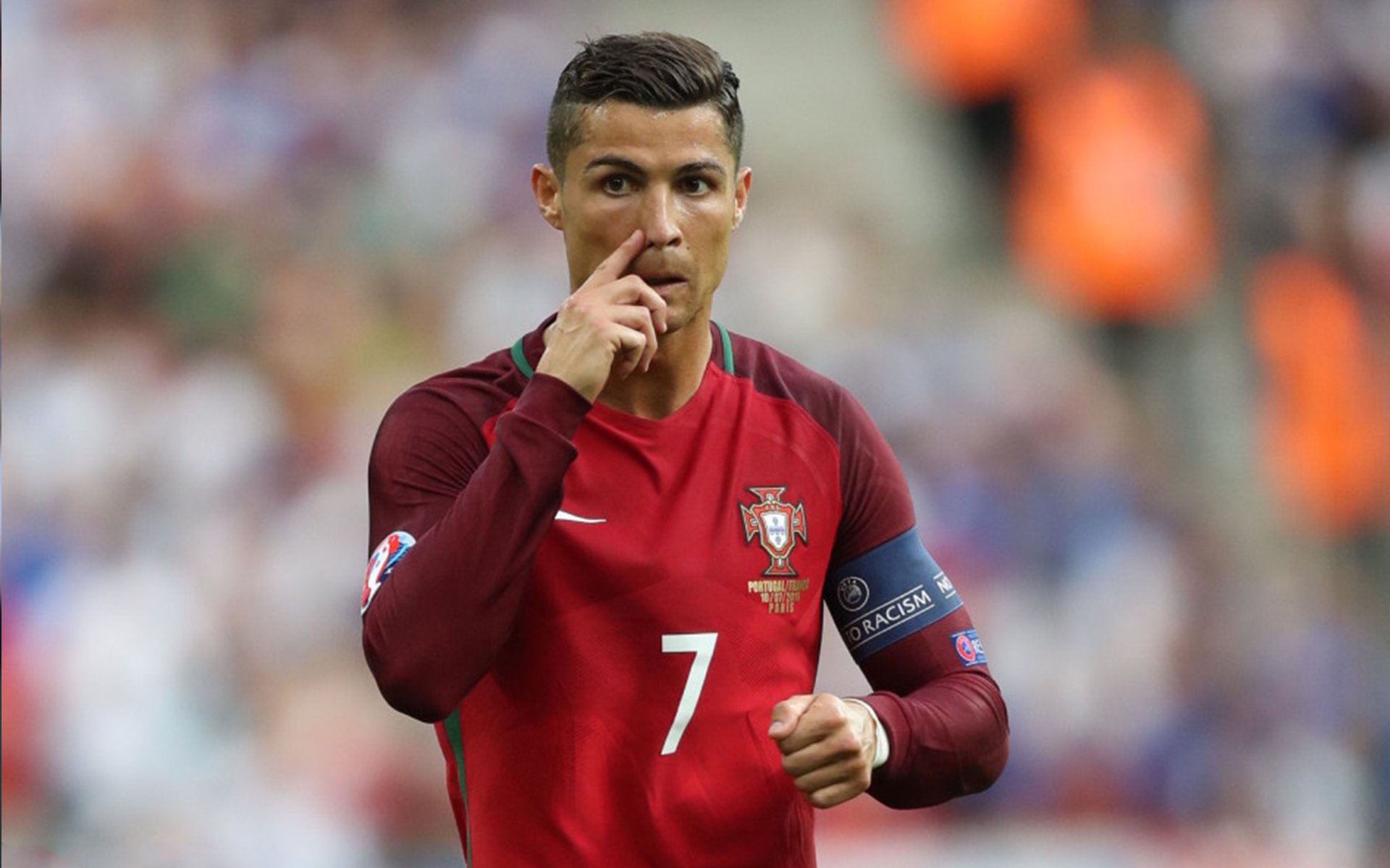 赛道与球场的双重奏，哈利伯顿在F1揭幕战之夜证明自己