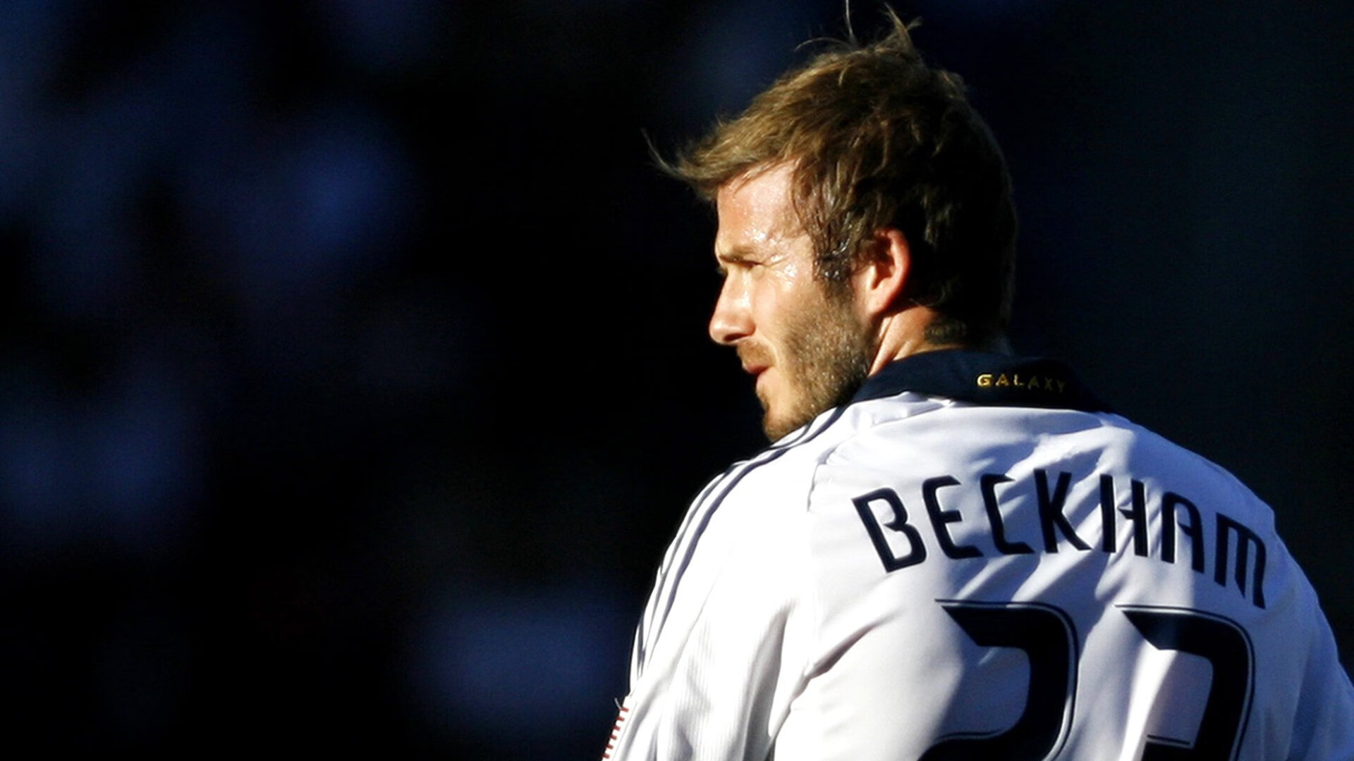 老鹰展翅撕裂开拓者，詹姆斯末节封神诠释关键先生真谛