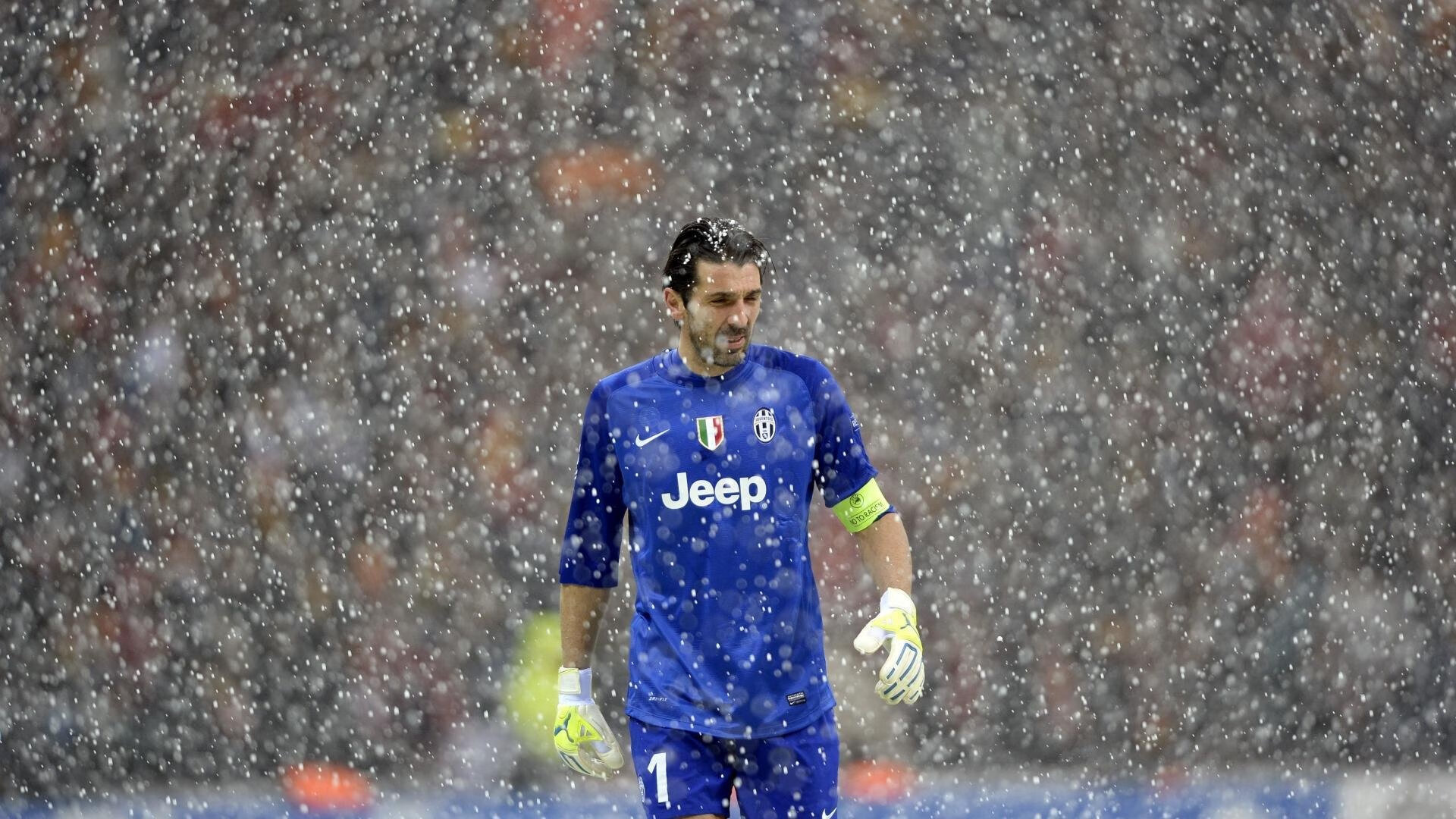 京城铁骑踏破圣城神话，布克破茧成蝶完成救赎